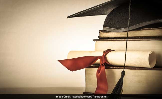 UP Scholarship 2026-27 Renewal Applications Close October 15